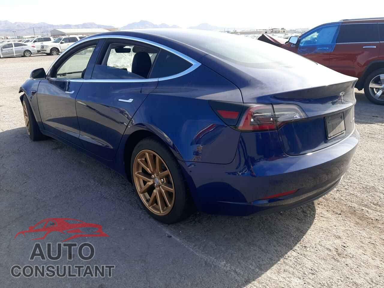TESLA MODEL 3 2019 - 5YJ3E1EB6KF199266