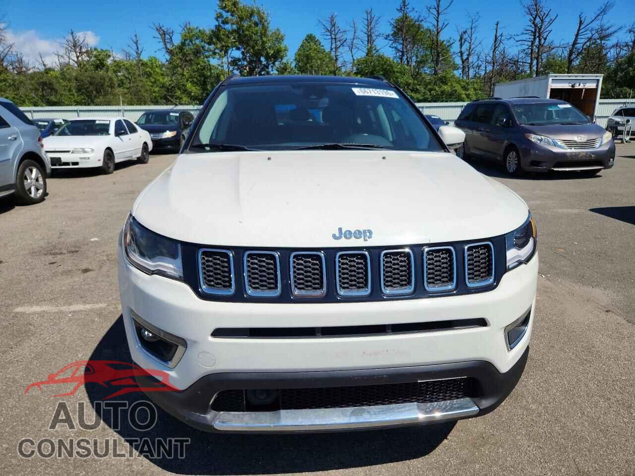 JEEP COMPASS 2018 - 3C4NJDCB4JT177274