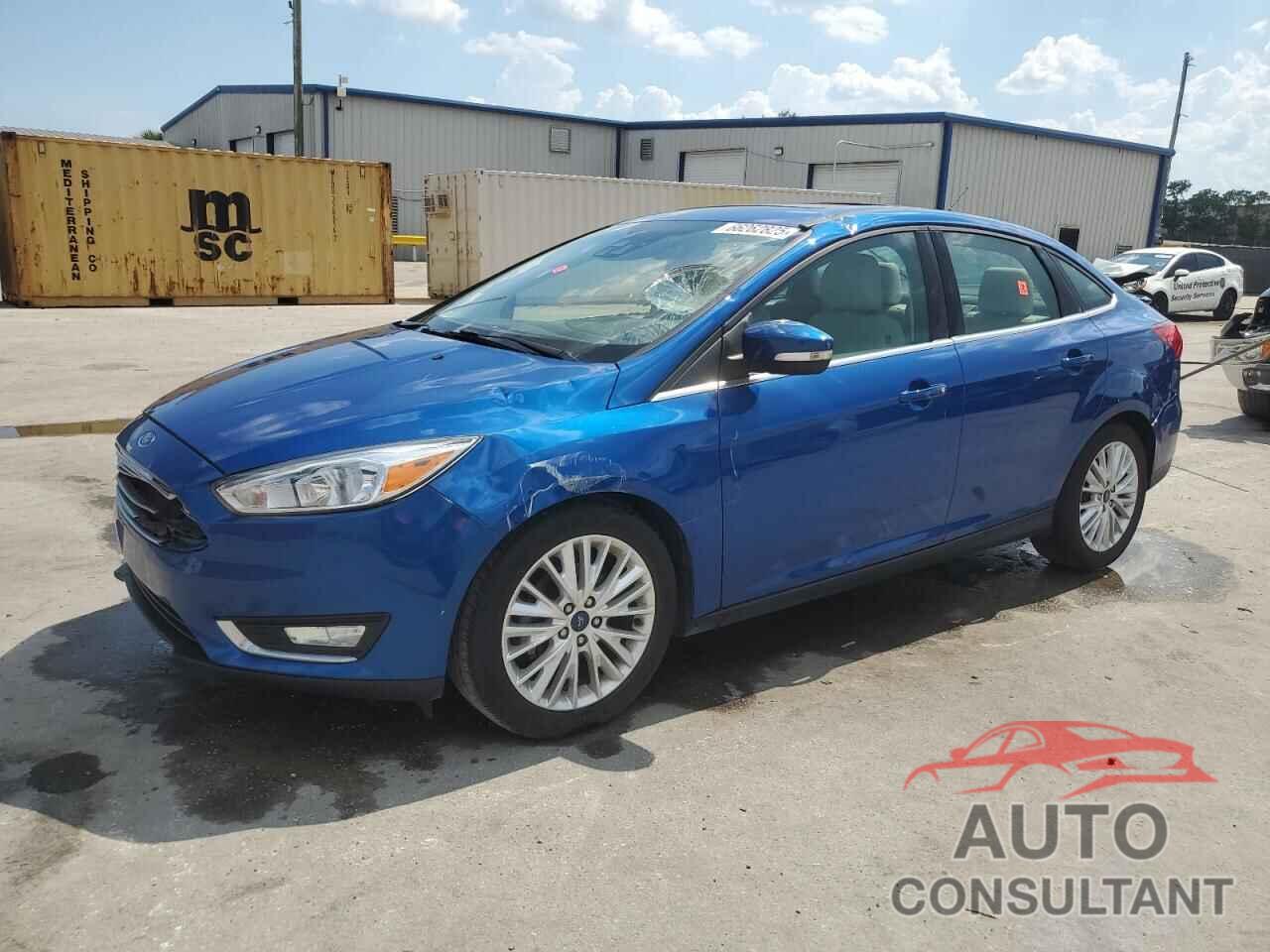FORD FOCUS 2018 - 1FADP3J26JL308357