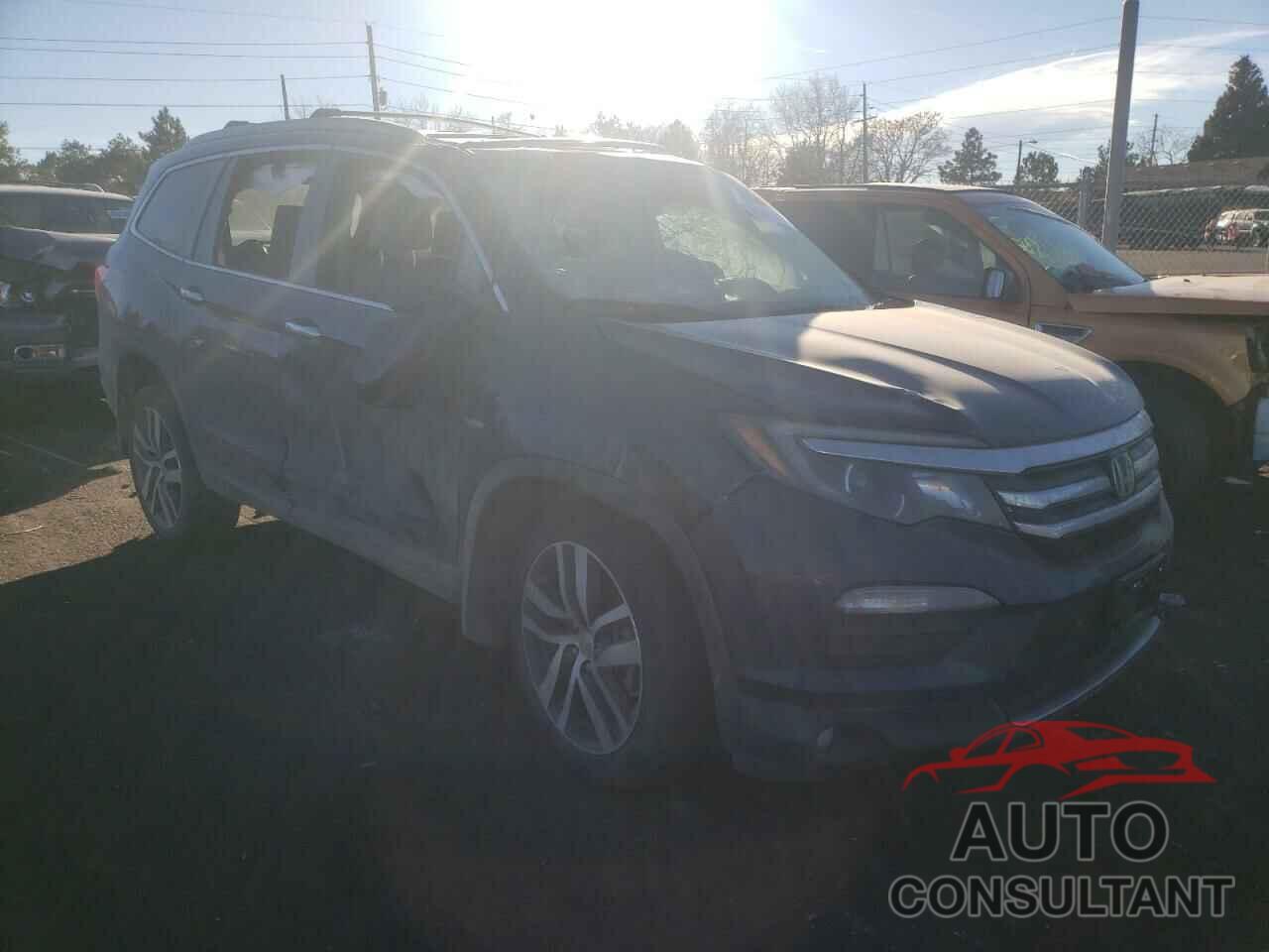 HONDA PILOT 2018 - 5FNYF6H96JB023650