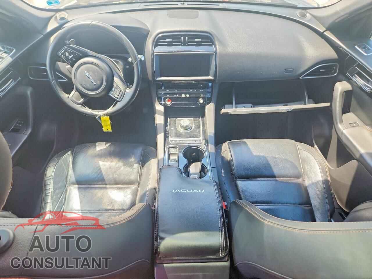 JAGUAR F-PACE 2017 - SADCK2BV8HA088866