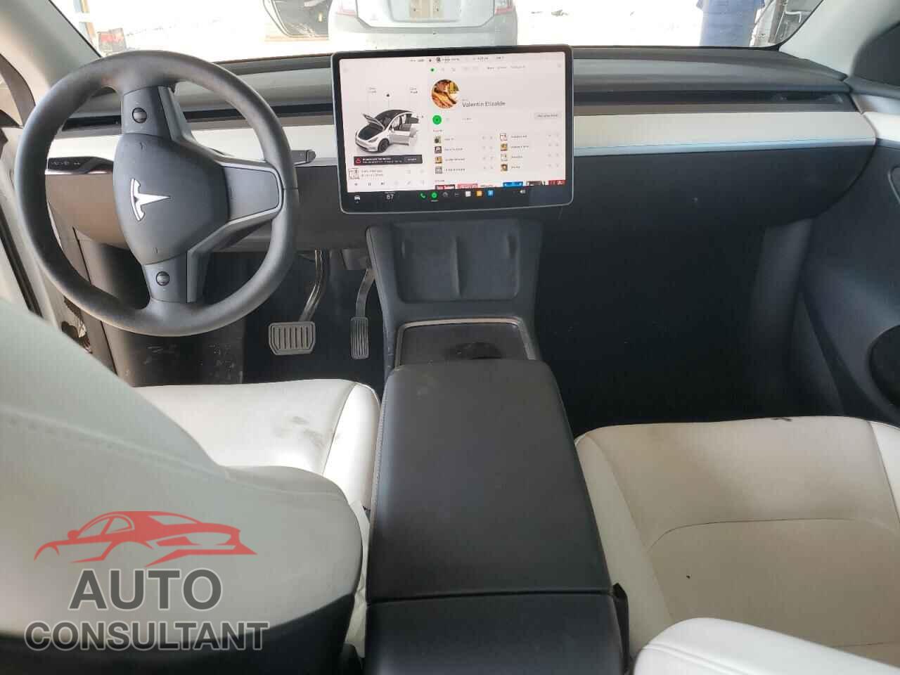 TESLA MODEL Y 2023 - 7SAYGDEE0PF785449