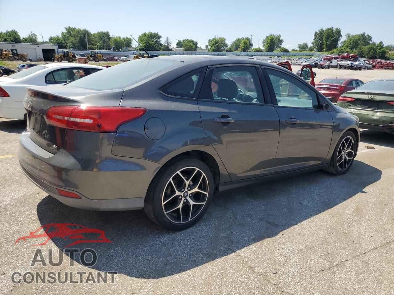 FORD FOCUS 2017 - 1FADP3FE5HL263392