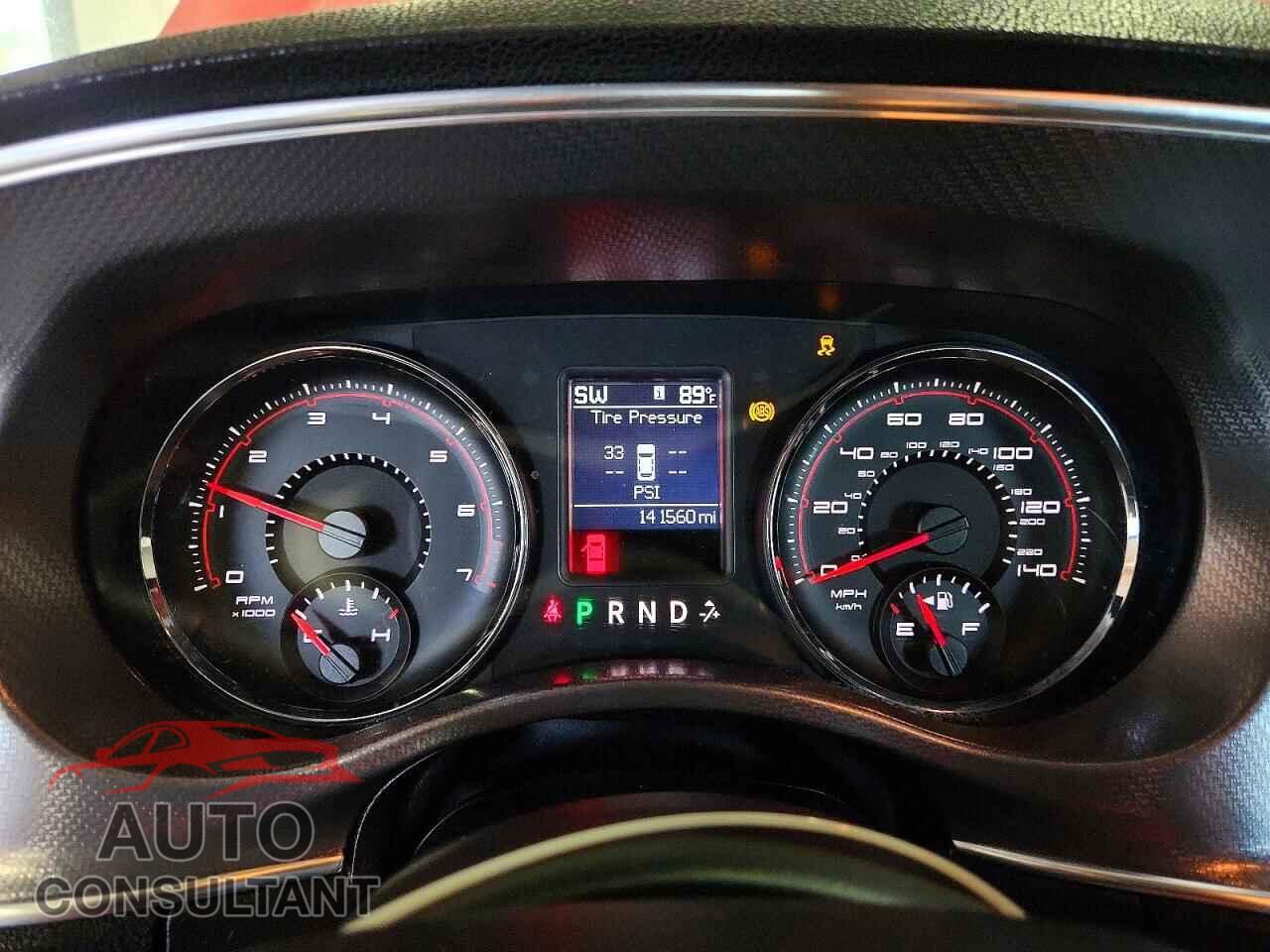 DODGE CHARGER 2011 - 2B3CL3CG5BH505627