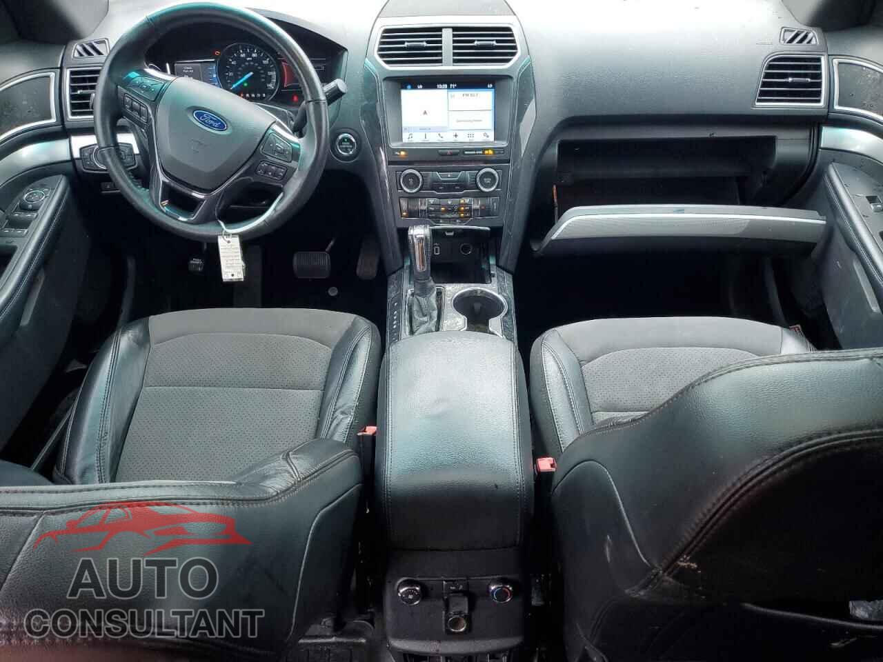 FORD EXPLORER 2017 - 1FM5K7D89HGA03180