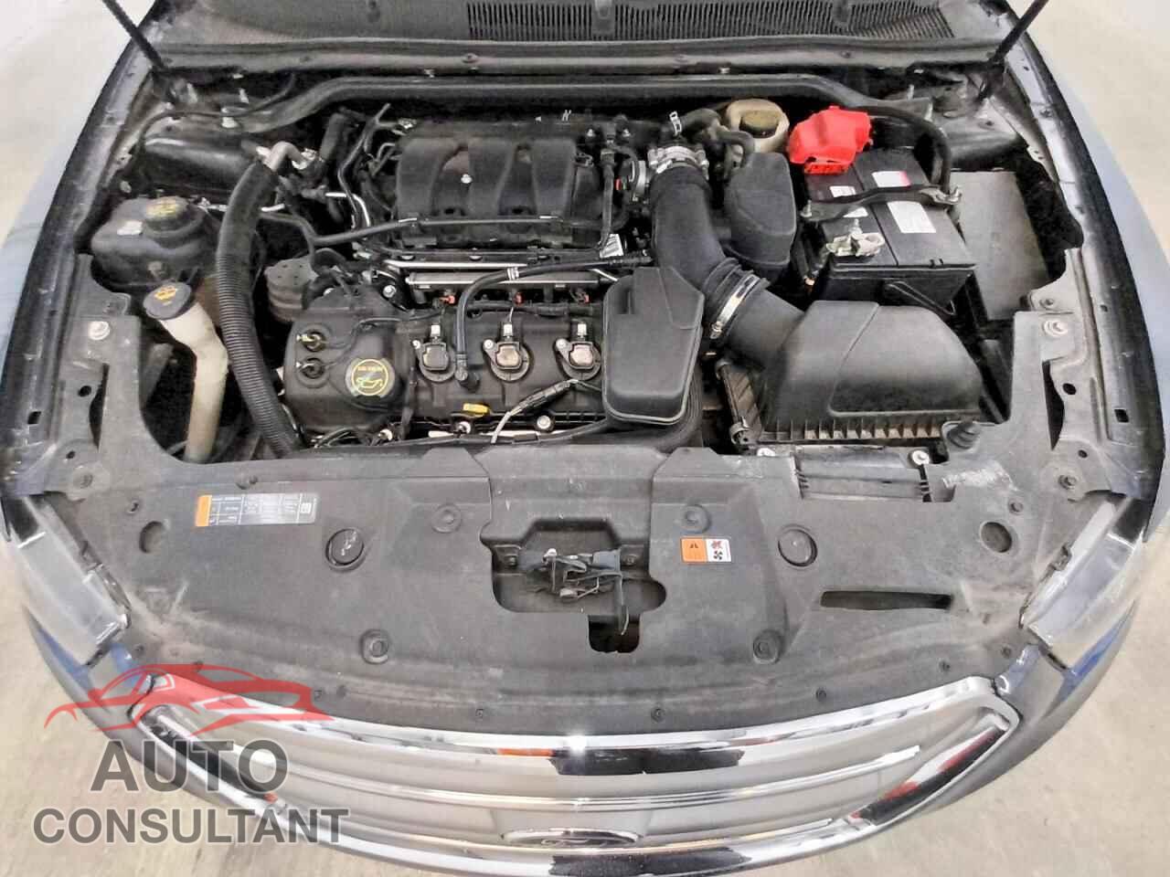 FORD TAURUS 2017 - 1FAHP2E83HG146510