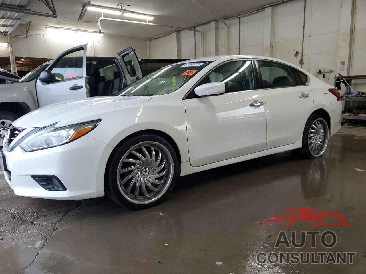 NISSAN ALTIMA 2018 - 1N4AL3AP6JC262782