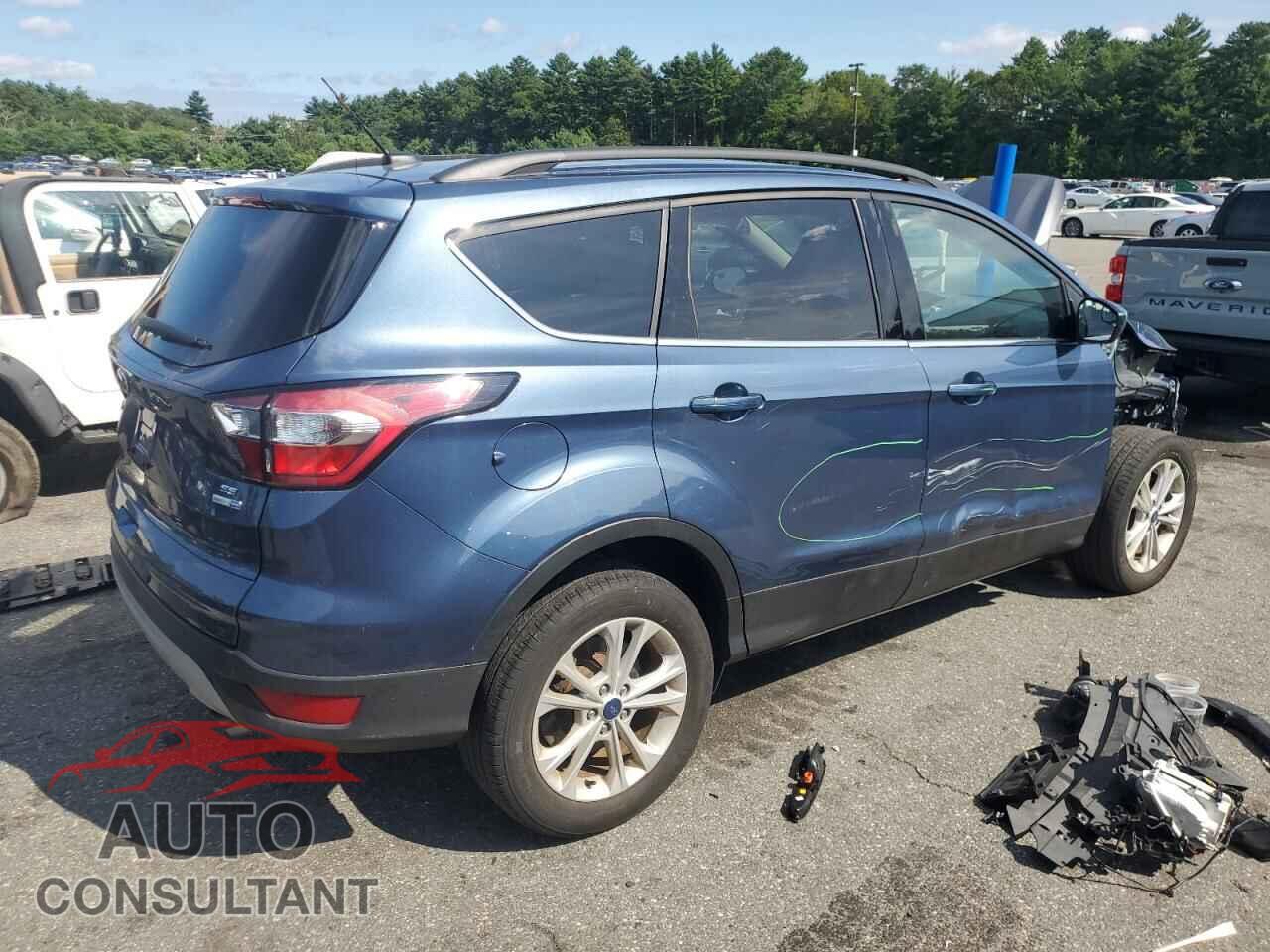 FORD ESCAPE 2018 - 1FMCU9GD4JUB33011