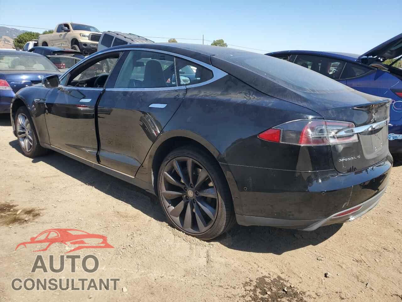 TESLA MODEL S 2015 - 5YJSA1E17FF114441