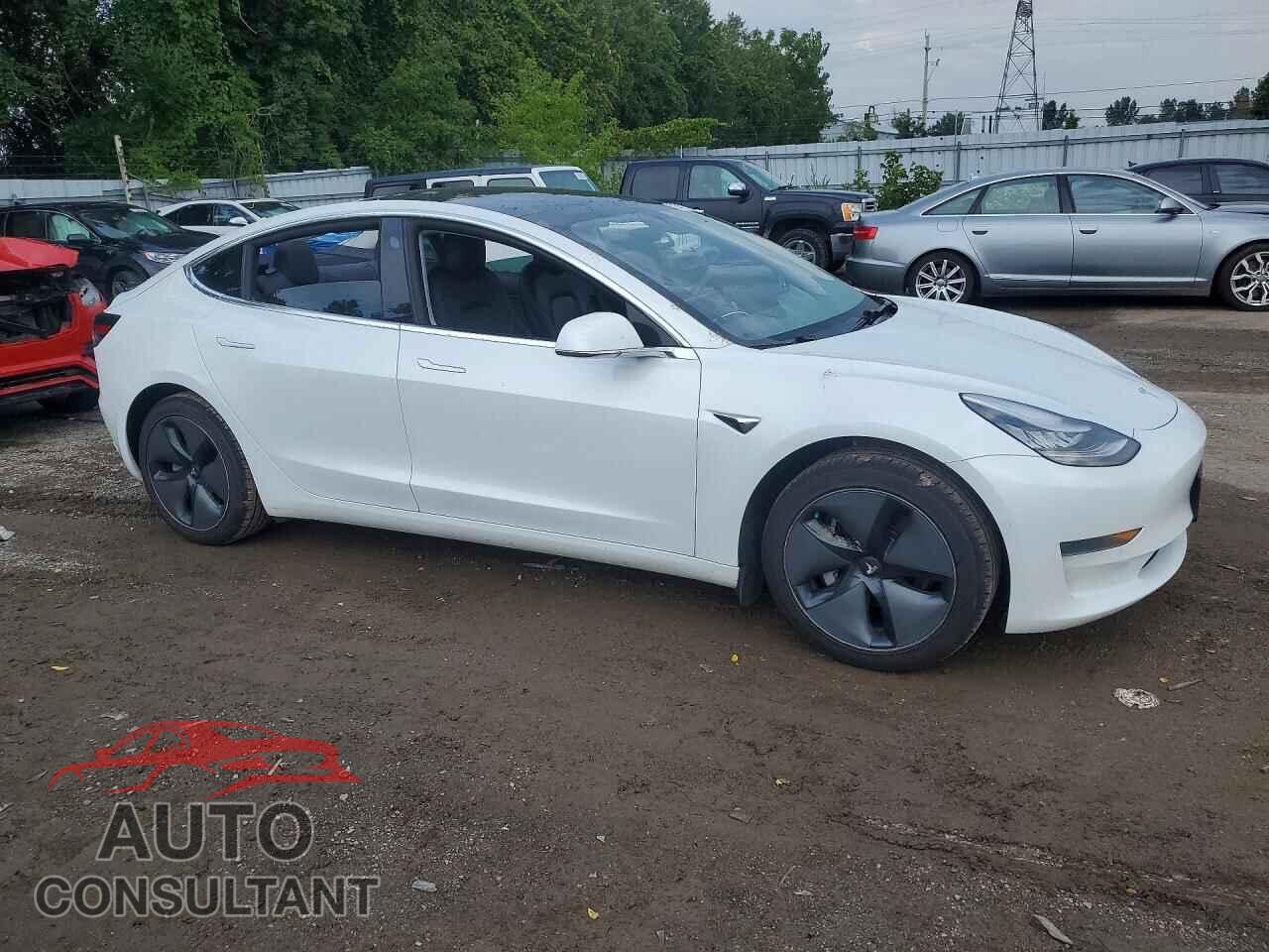 TESLA MODEL 3 2020 - 5YJ3E1EAXLF704038