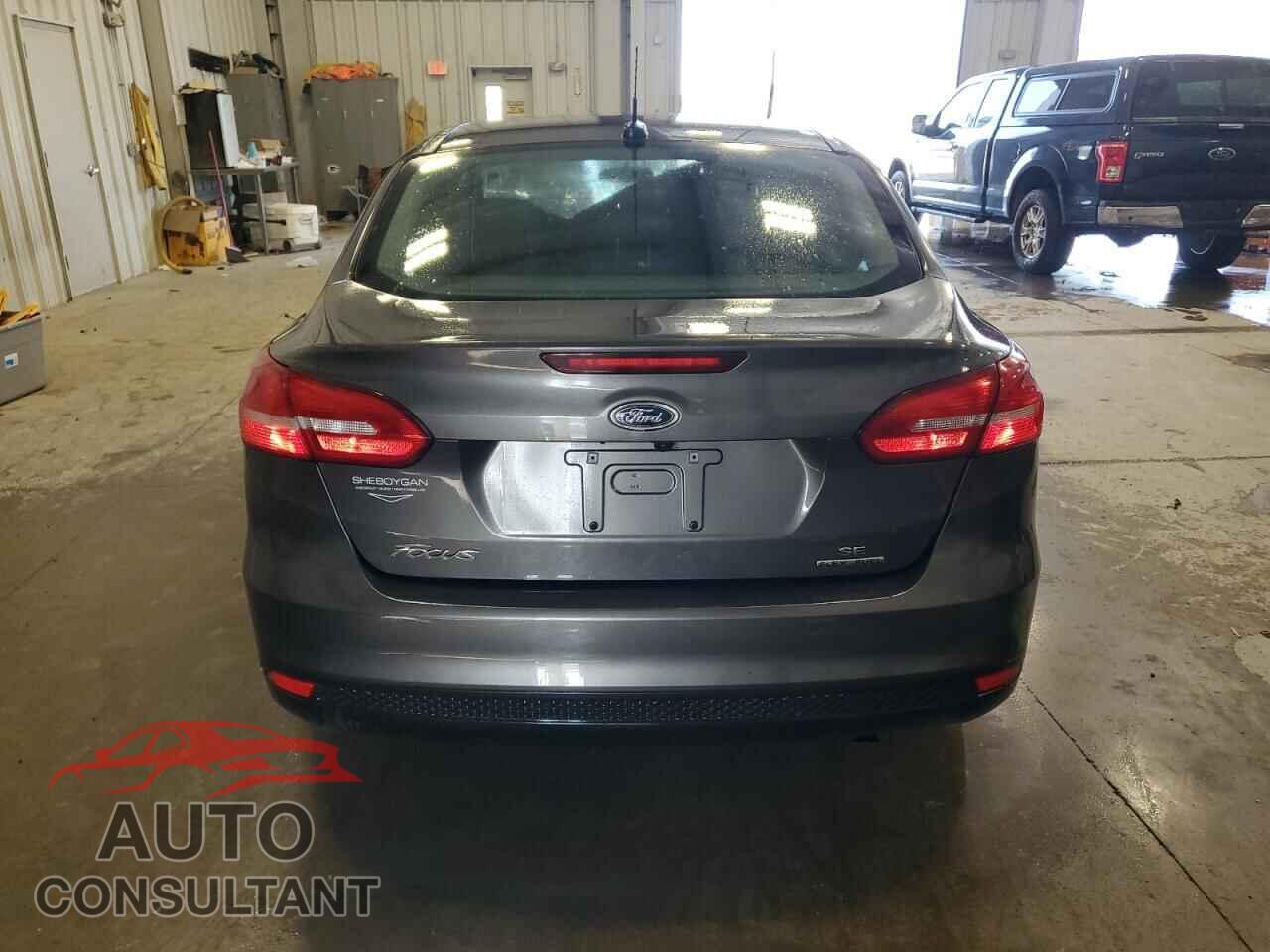 FORD FOCUS 2016 - 1FADP3F27GL351302