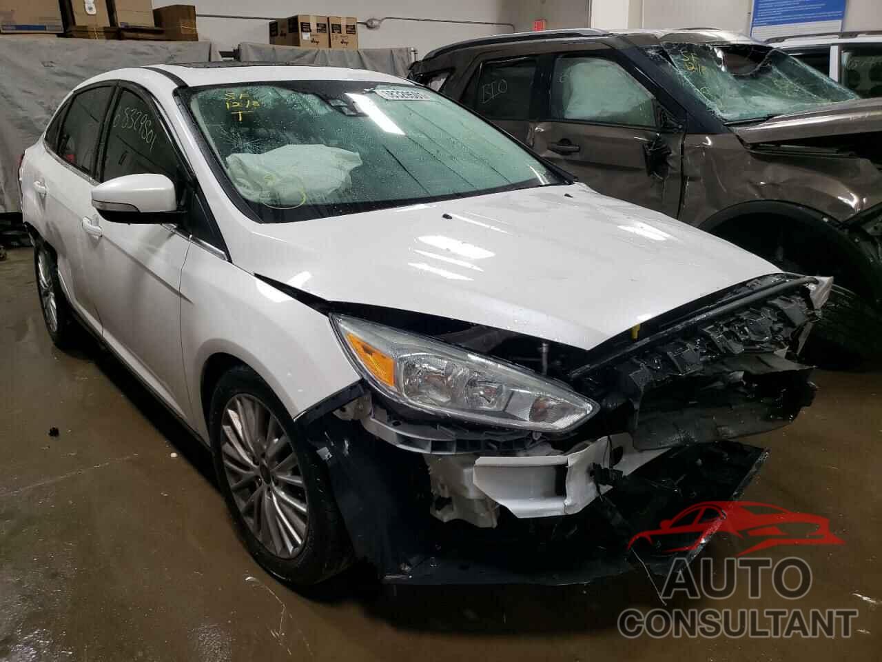 FORD FOCUS 2017 - 1FADP3J26HL209225