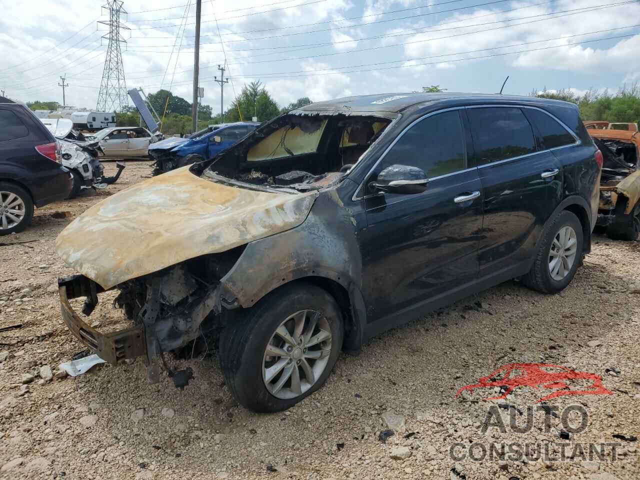 KIA SORENTO 2017 - 5XYPG4A38HG329755