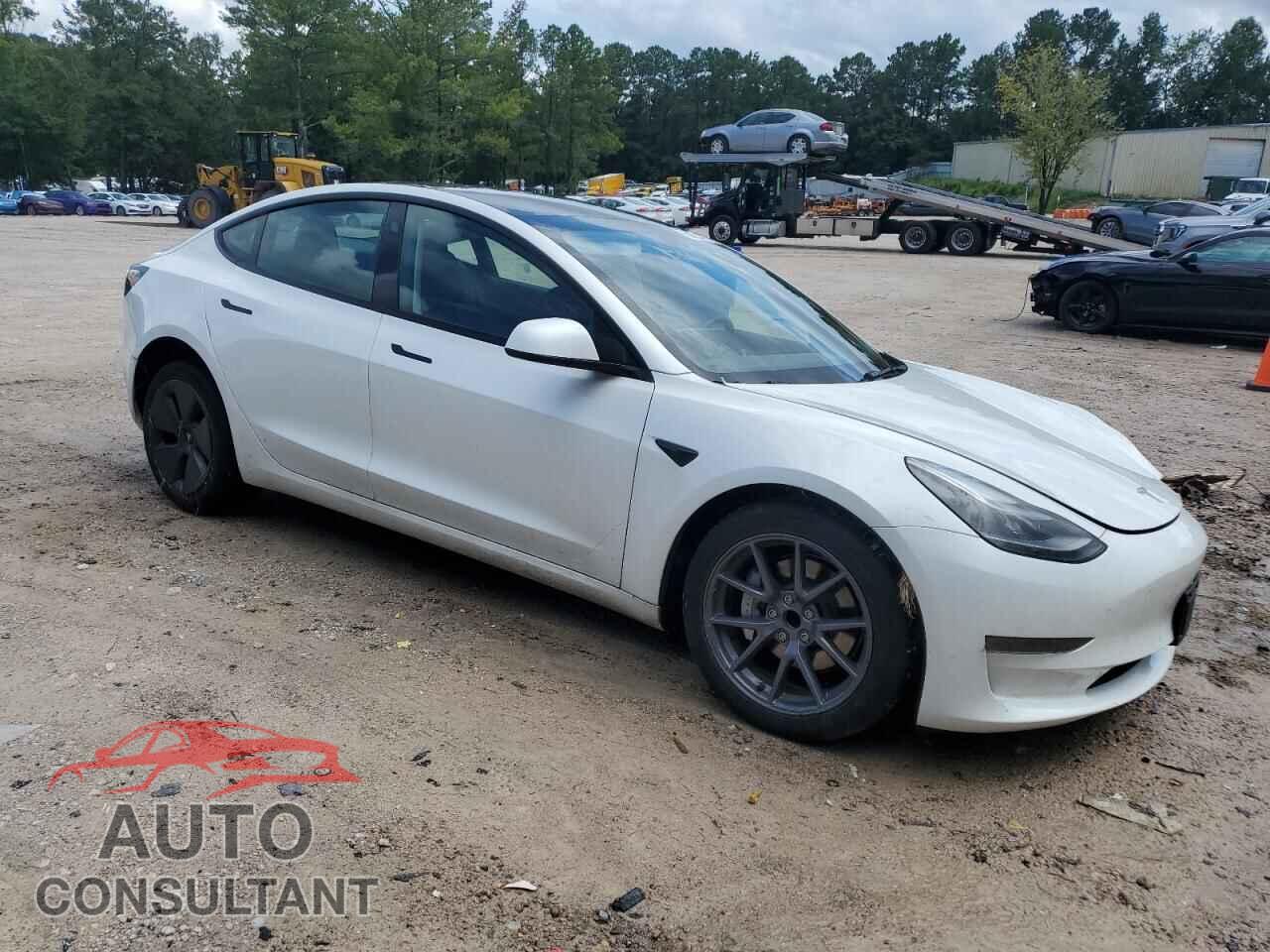 TESLA MODEL 3 2023 - 5YJ3E1EA0PF698045