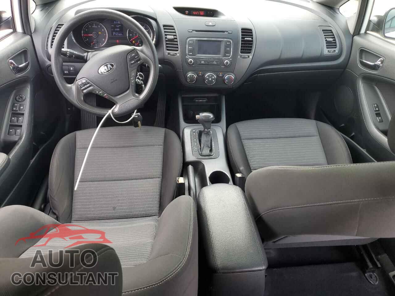 KIA FORTE 2016 - KNAFX4A67G5443465