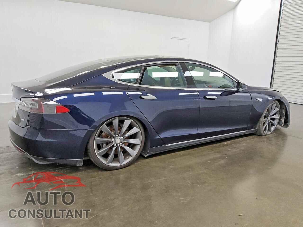 TESLA MODEL S 2014 - 5YJSA1H17EFP39559
