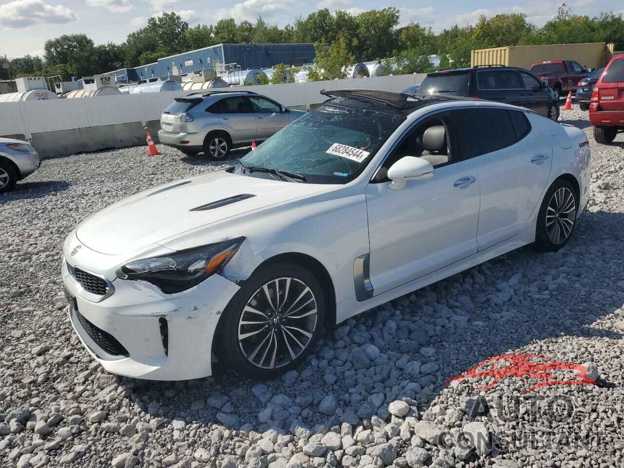 KIA STINGER 2018 - KNAE25LA8J6023670