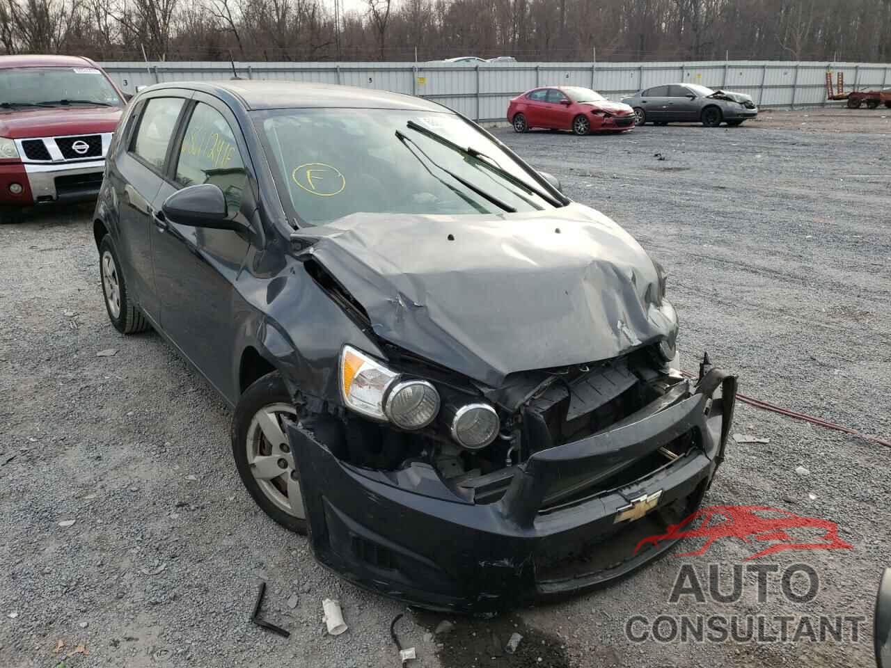 CHEVROLET SONIC 2016 - 1G1JA6SG4G4120362