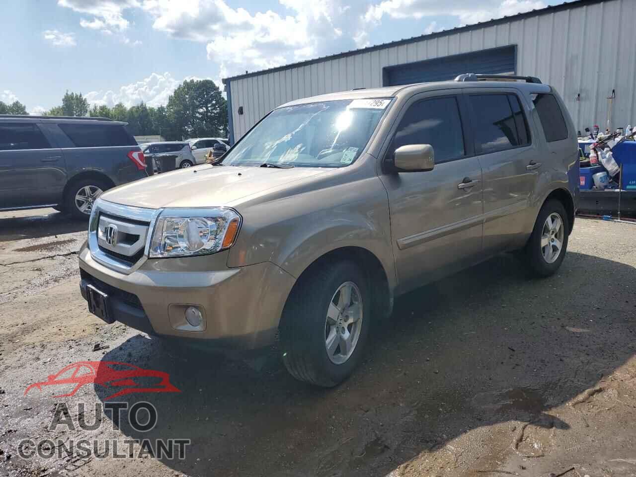 HONDA PILOT 2011 - 5FNYF3H5XBB005648