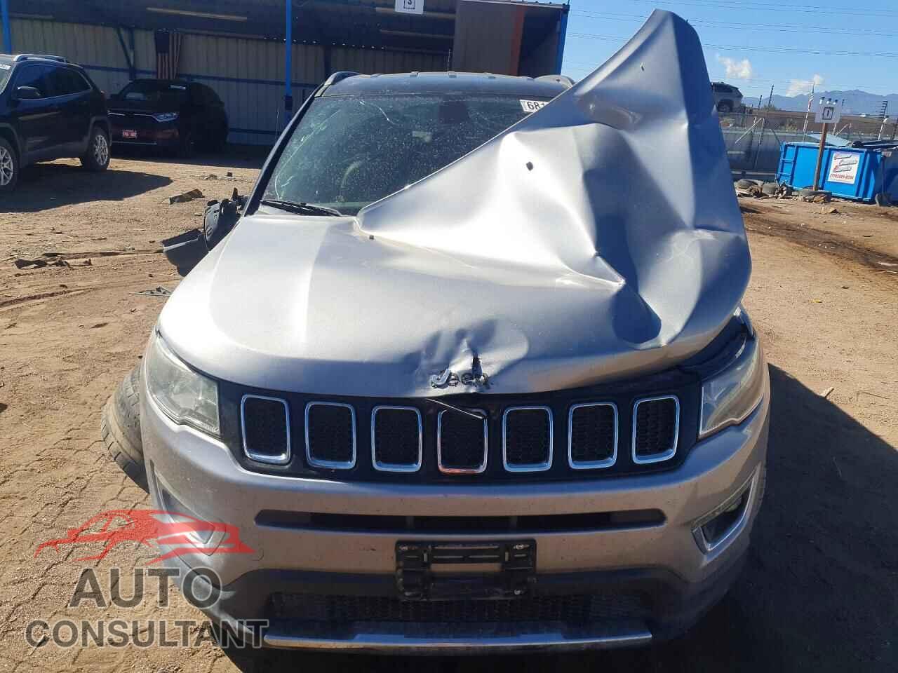 JEEP COMPASS 2019 - 3C4NJDCB8KT843179
