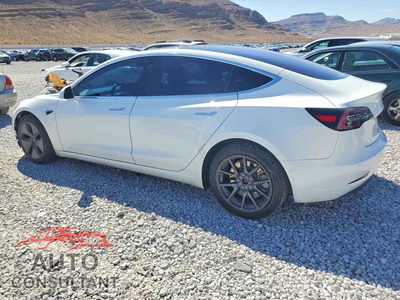 TESLA MODEL 3 2018 - 5YJ3E1EA4JF044298