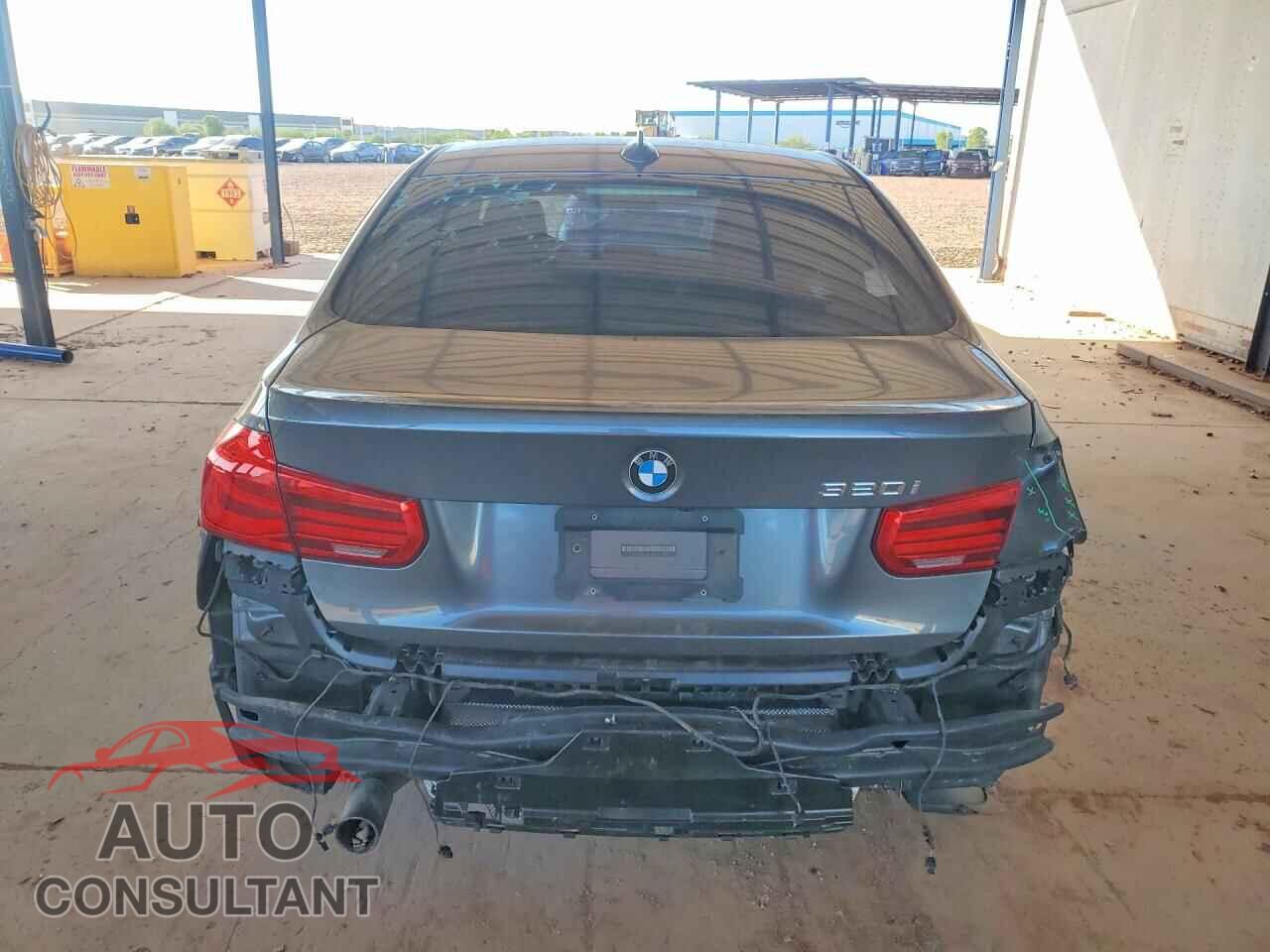 BMW 3 SERIES 2017 - WBA8E1G39HNU17736