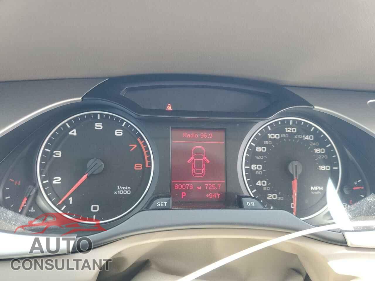 AUDI A4 2011 - WAUBFAFL1BN040430