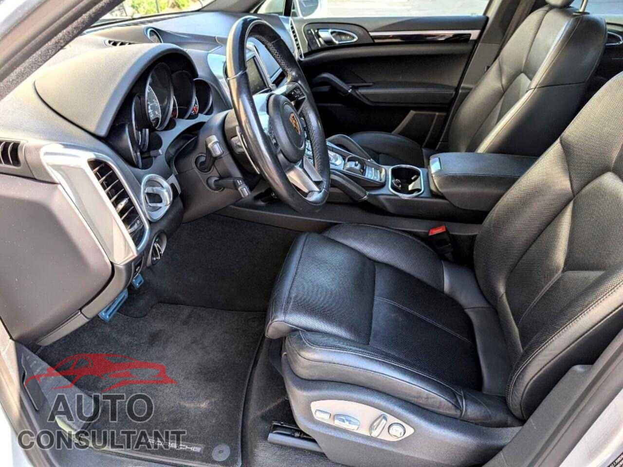 PORSCHE CAYENNE 2016 - WP1AB2A24GLA94076