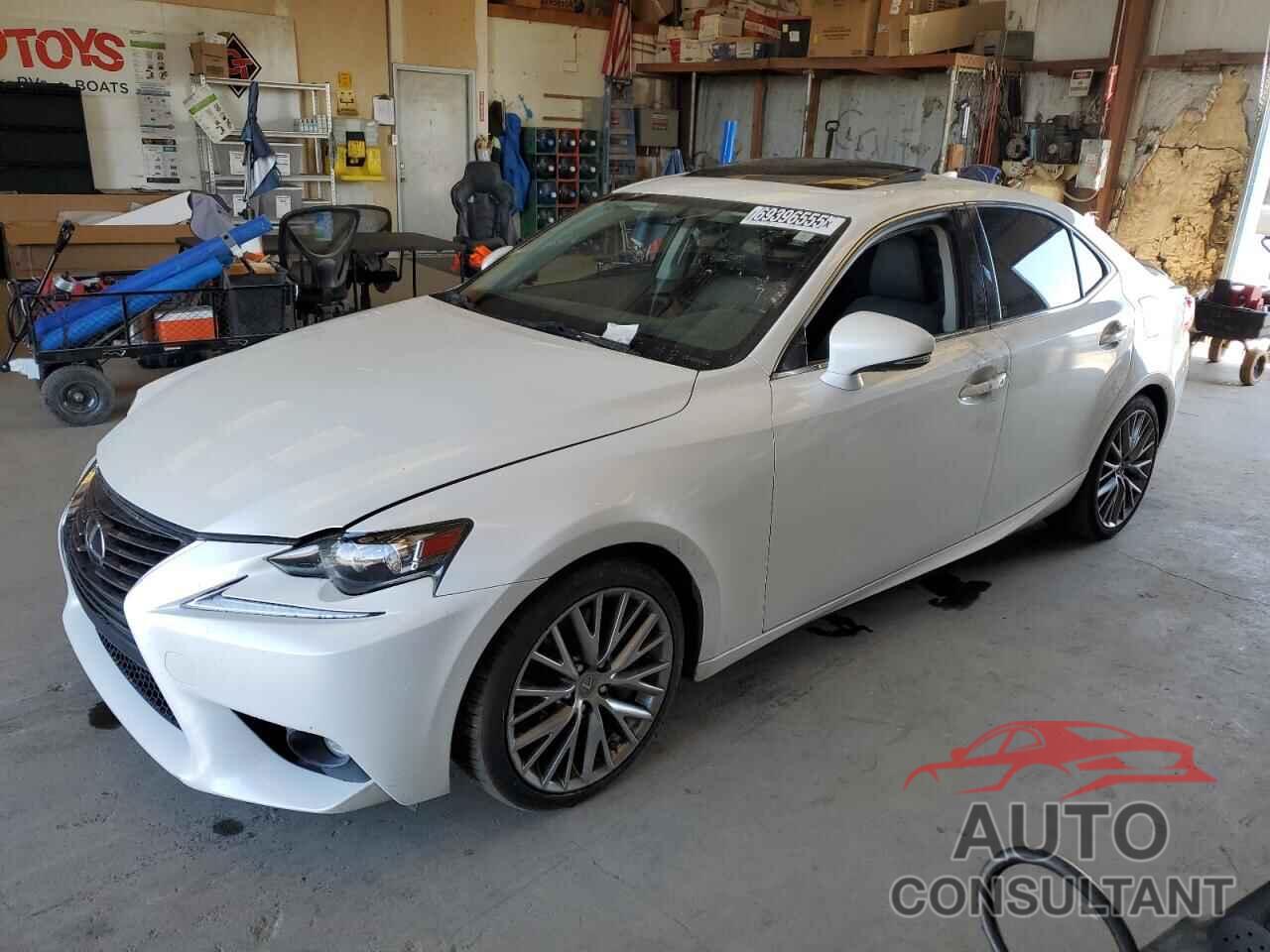 LEXUS IS 2016 - JTHBA1D2XG5017584