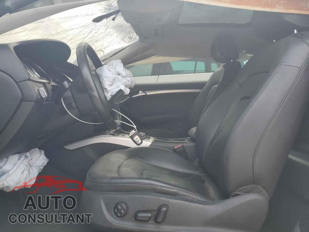 AUDI A5 2012 - WAULFAFR3CA003493
