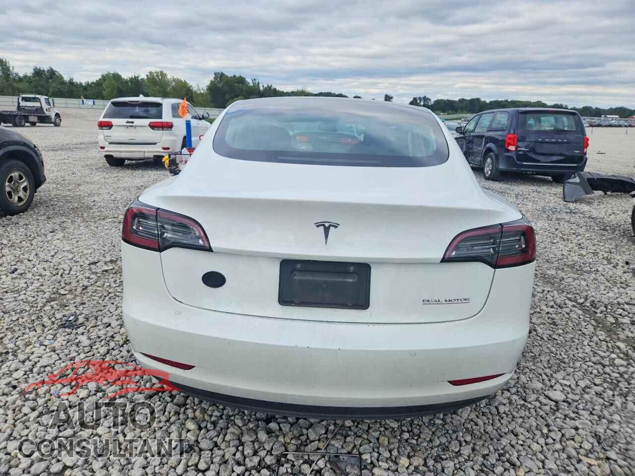 TESLA MODEL 3 2020 - 5YJ3E1EC4LF587025