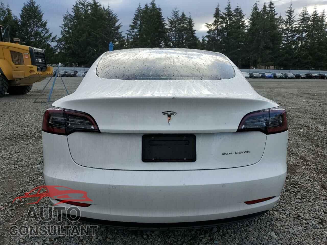 TESLA MODEL 3 2021 - 5YJ3E1EB7MF999027