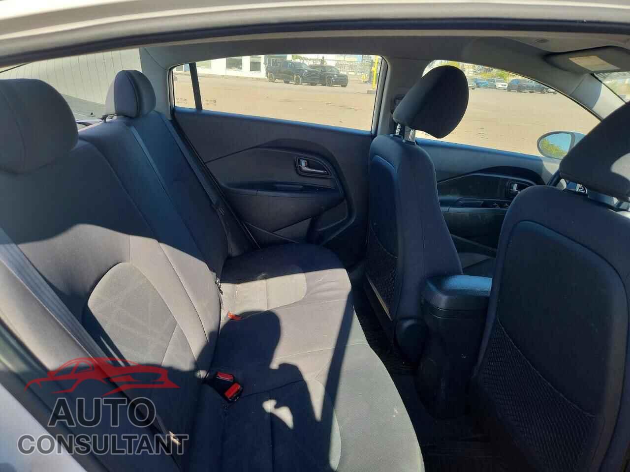KIA RIO 2013 - KNADM4A31D6145232