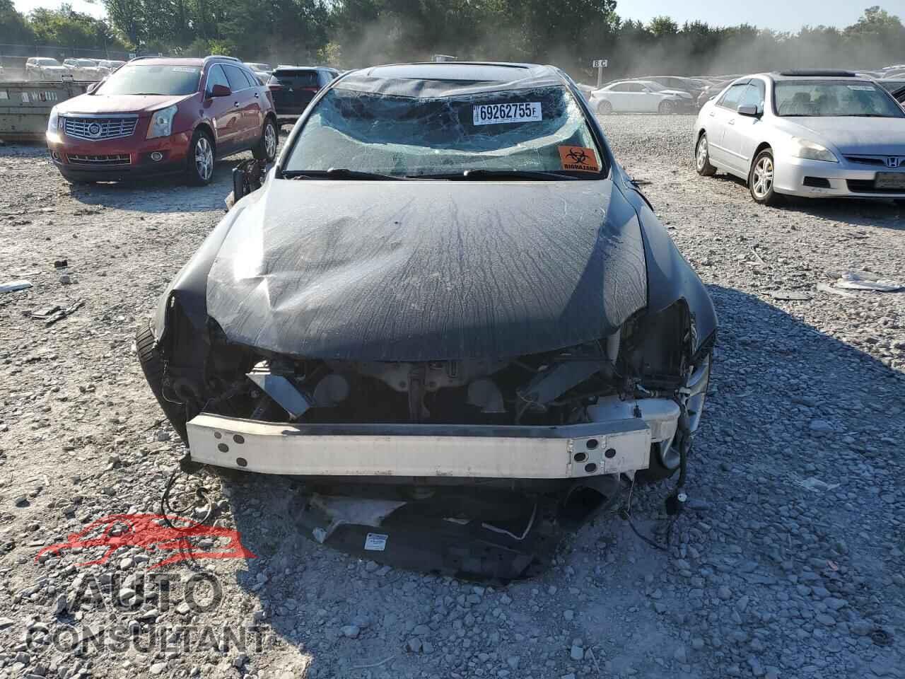 LEXUS IS 2012 - JTHBF5C29C5165679