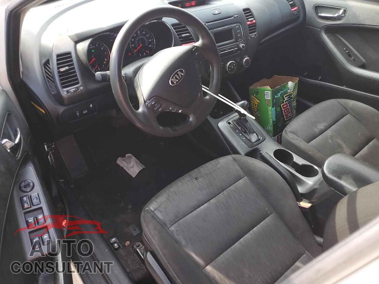 KIA FORTE 2016 - KNAFK4A64G5458701