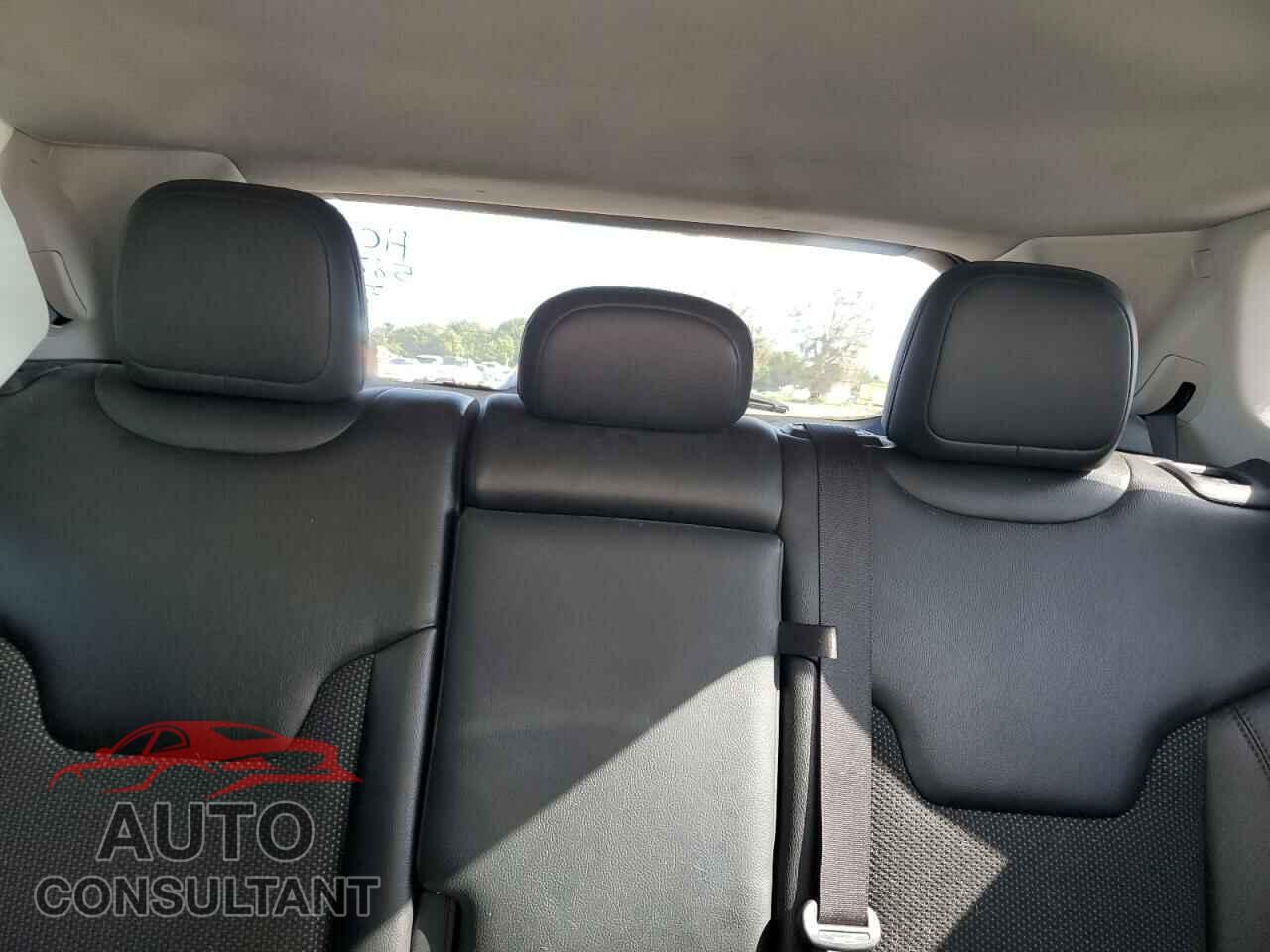 JEEP COMPASS 2020 - 3C4NJDDB4LT184193
