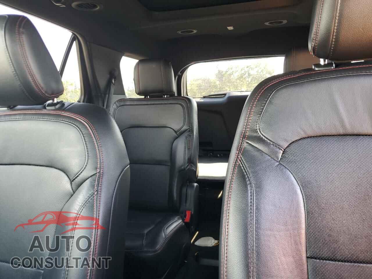FORD EXPLORER 2018 - 1FM5K8GT7JGB83383