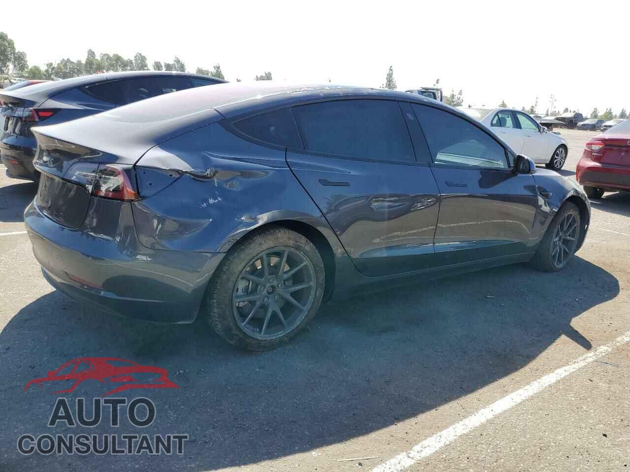 TESLA MODEL 3 2018 - 5YJ3E1EA9JF005044
