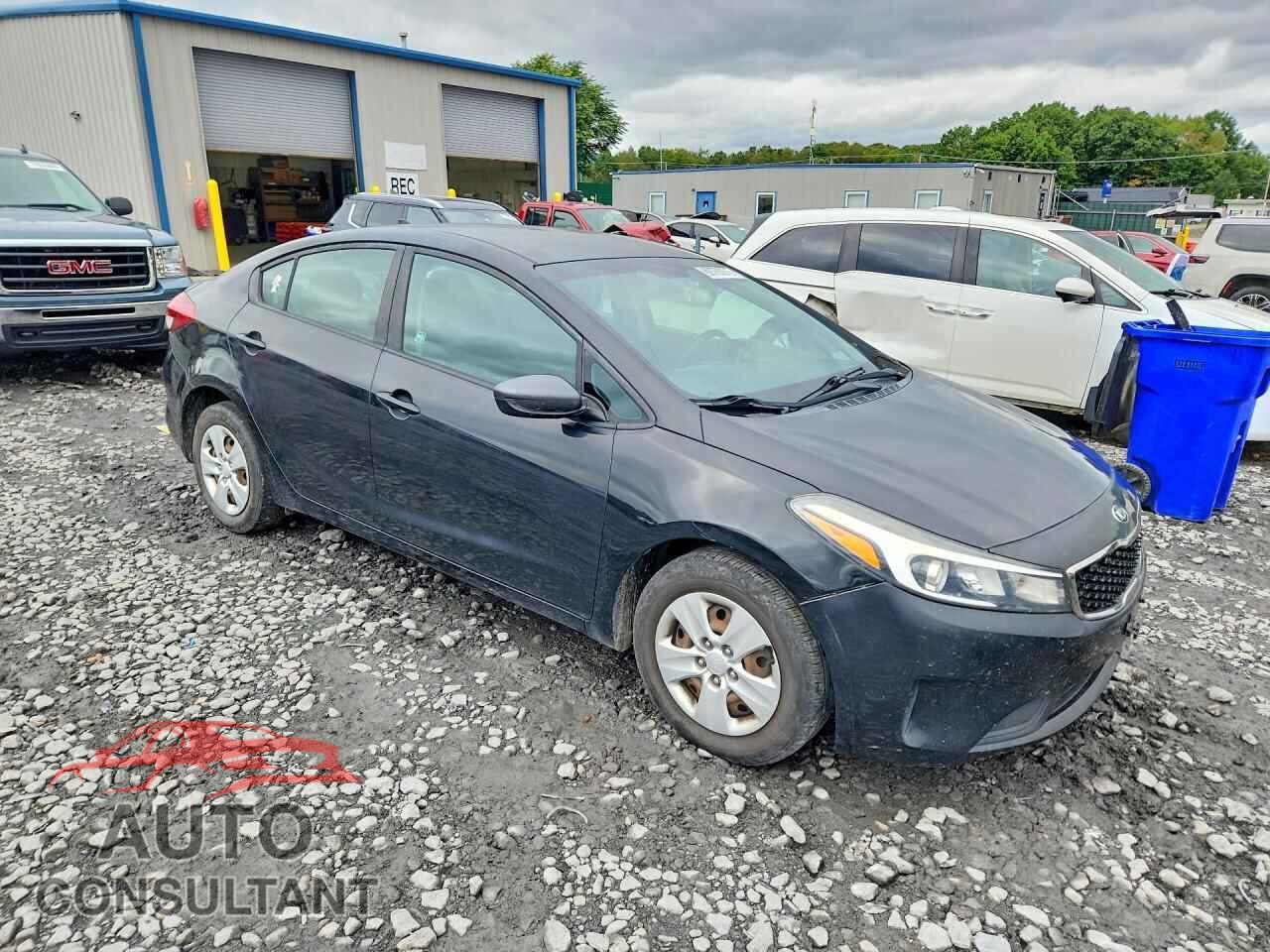 KIA FORTE 2017 - 3KPFK4A79HE028454