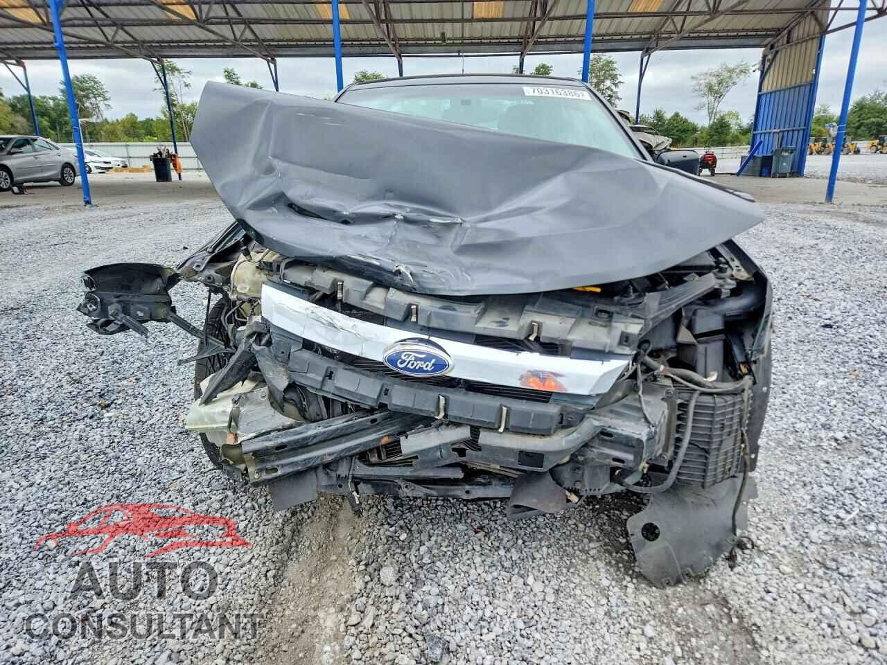 FORD FUSION 2011 - 3FAHP0JA7BR213946