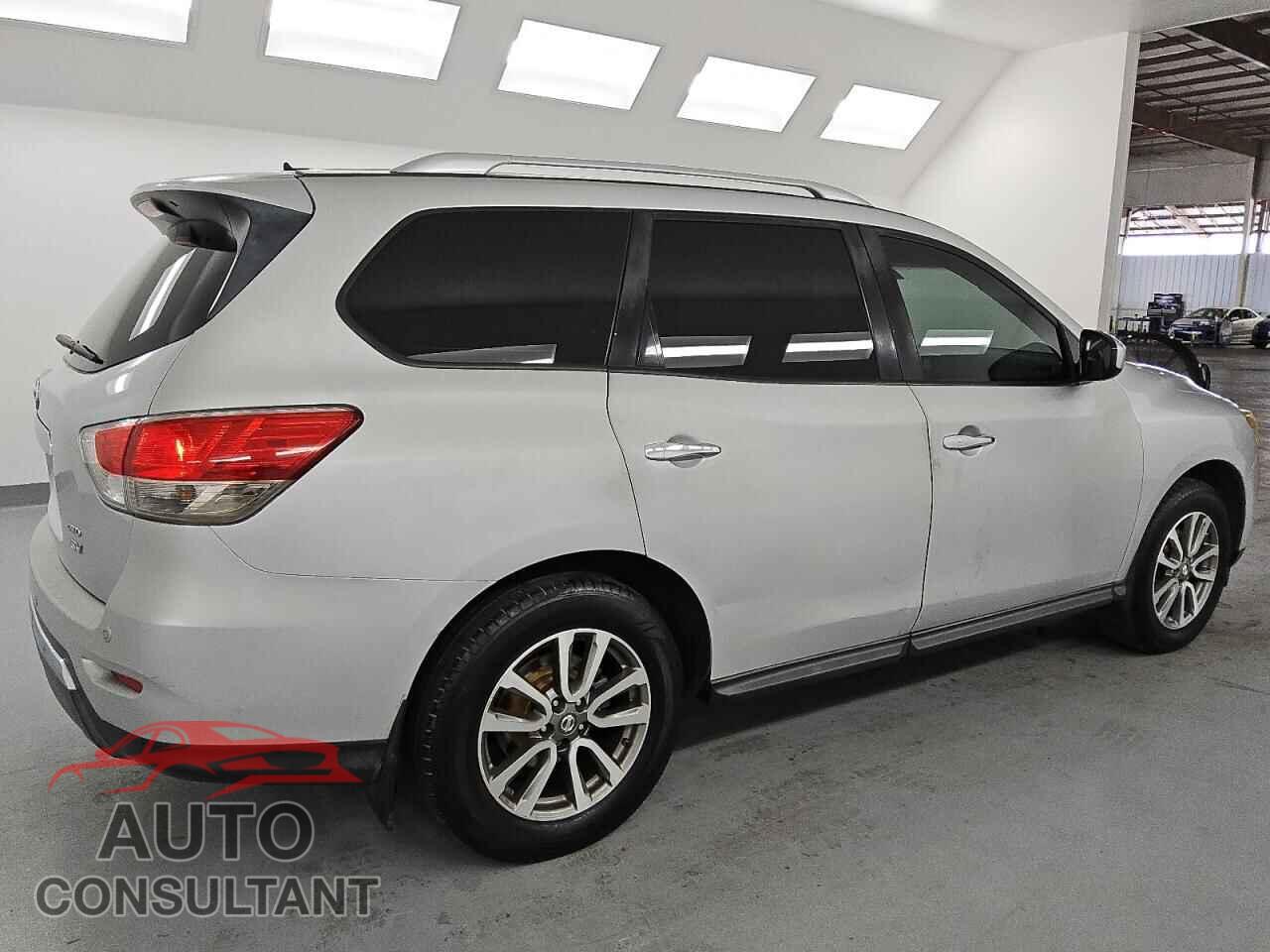 NISSAN PATHFINDER 2013 - 5N1AR2MM9DC615519