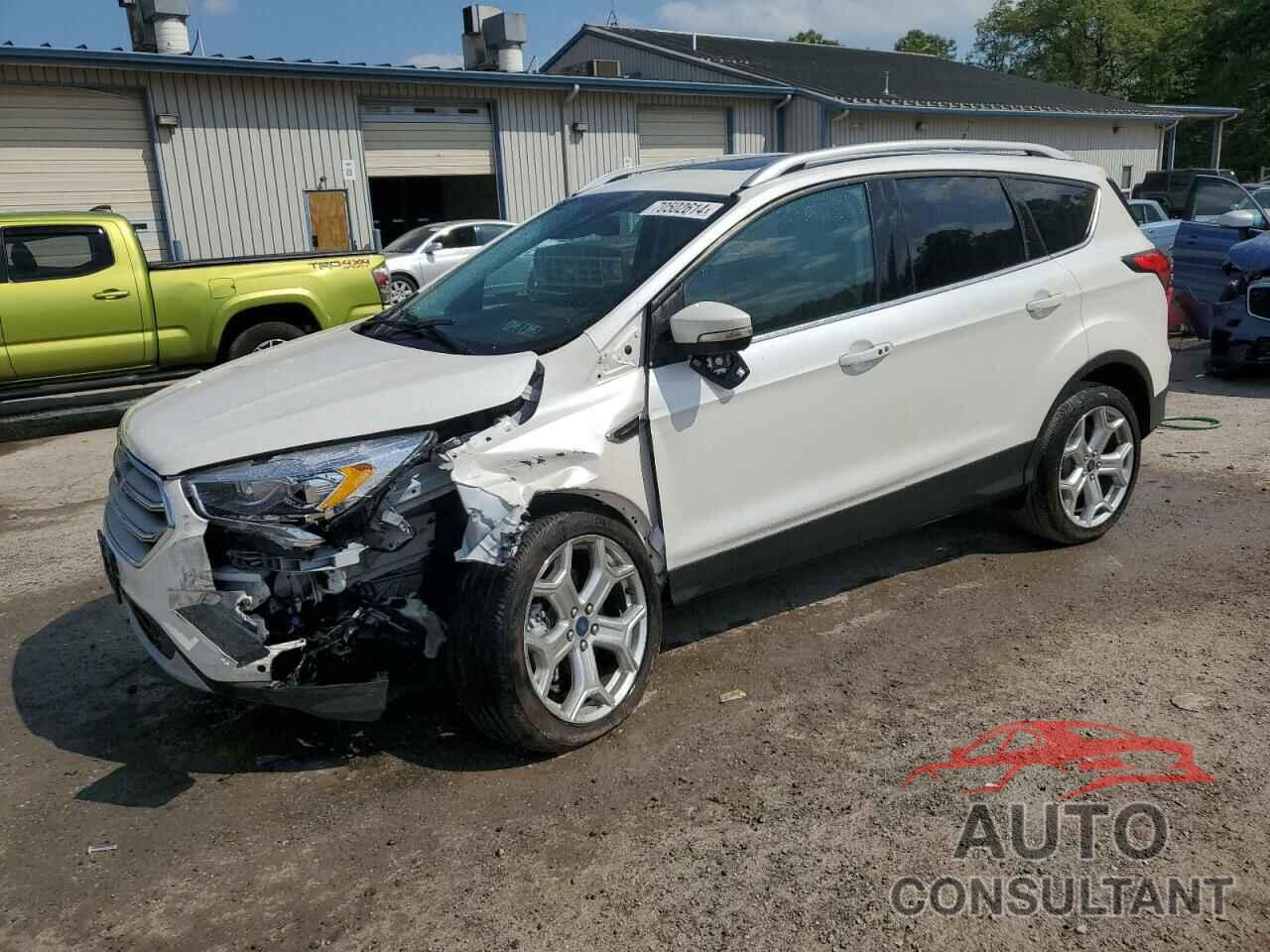 FORD ESCAPE 2019 - 1FMCU9J99KUB84414