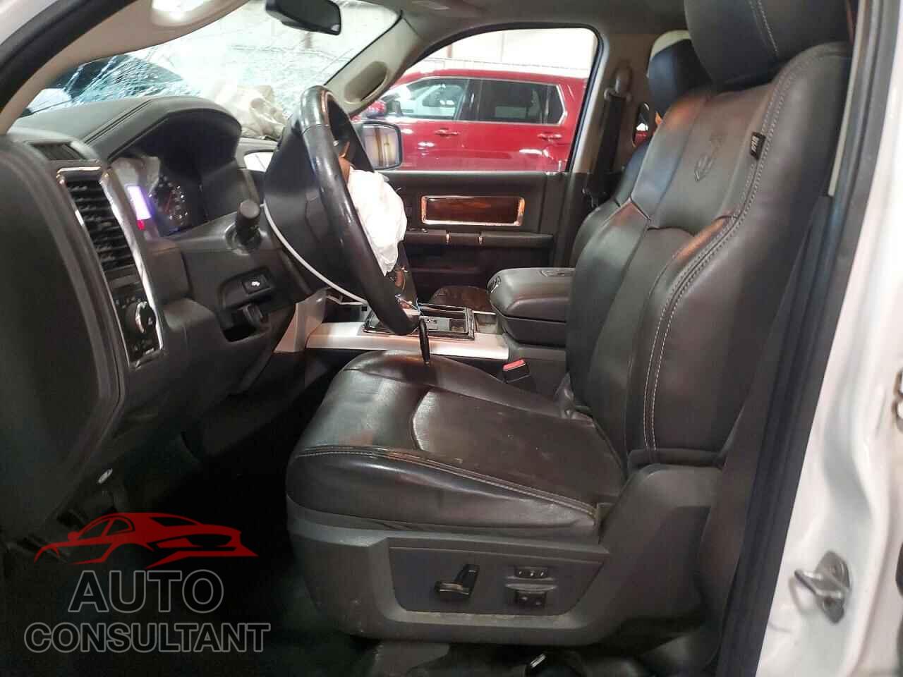 DODGE RAM 1500 2012 - 1C6RD7NT0CS314416