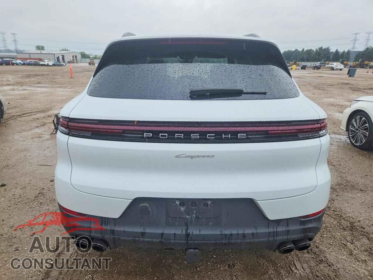 PORSCHE CAYENNE 2024 - WP1AA2AY0RDA03051