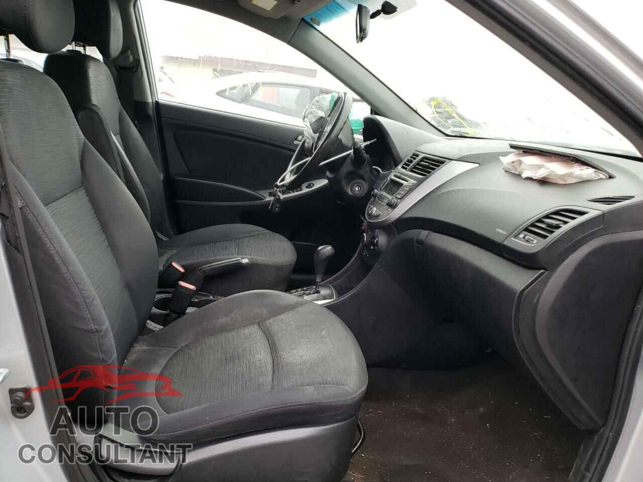 HYUNDAI ACCENT 2017 - KMHCT5AE8HU300994