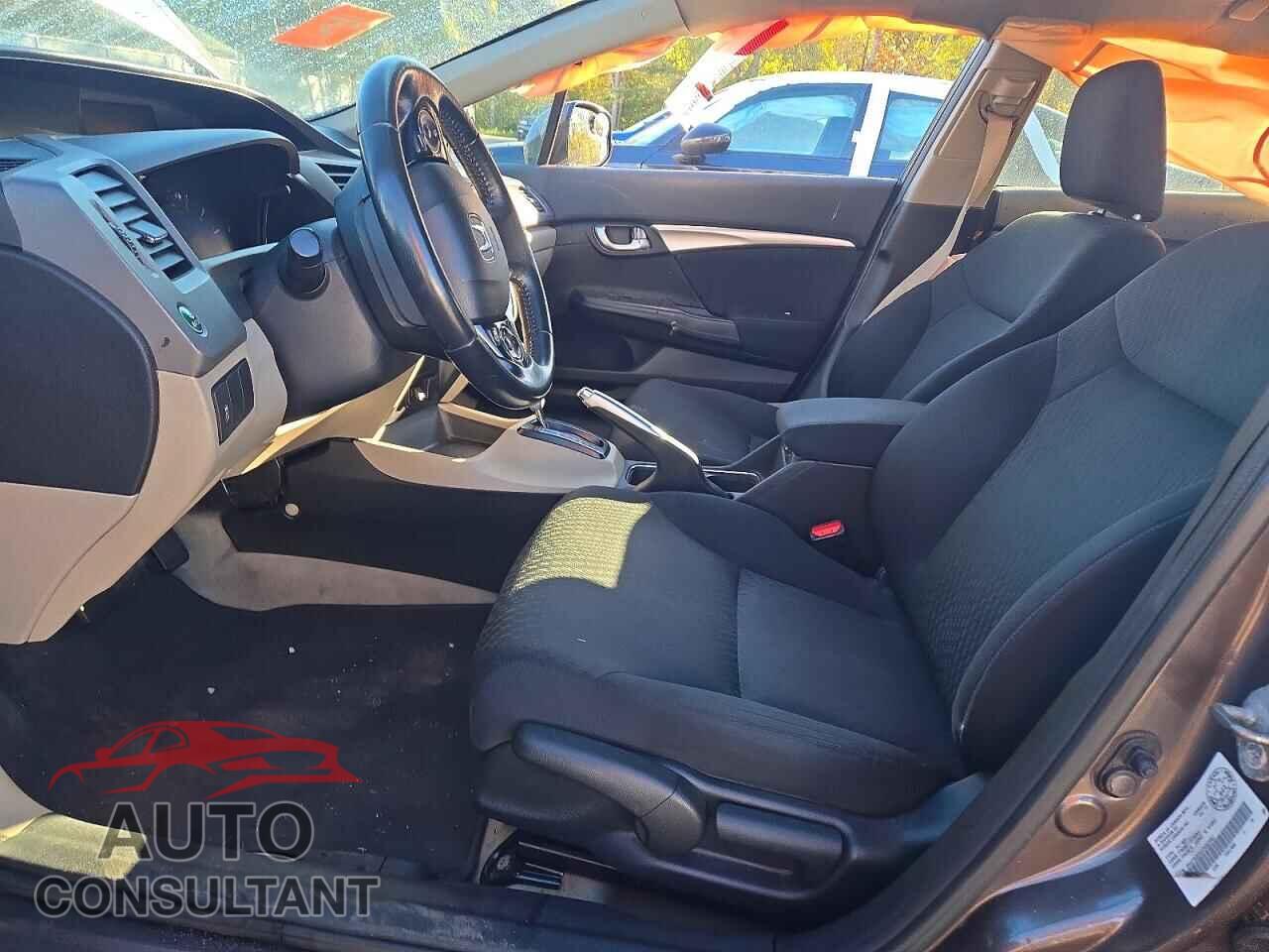HONDA CIVIC 2012 - 2HGFB2F55CH002993