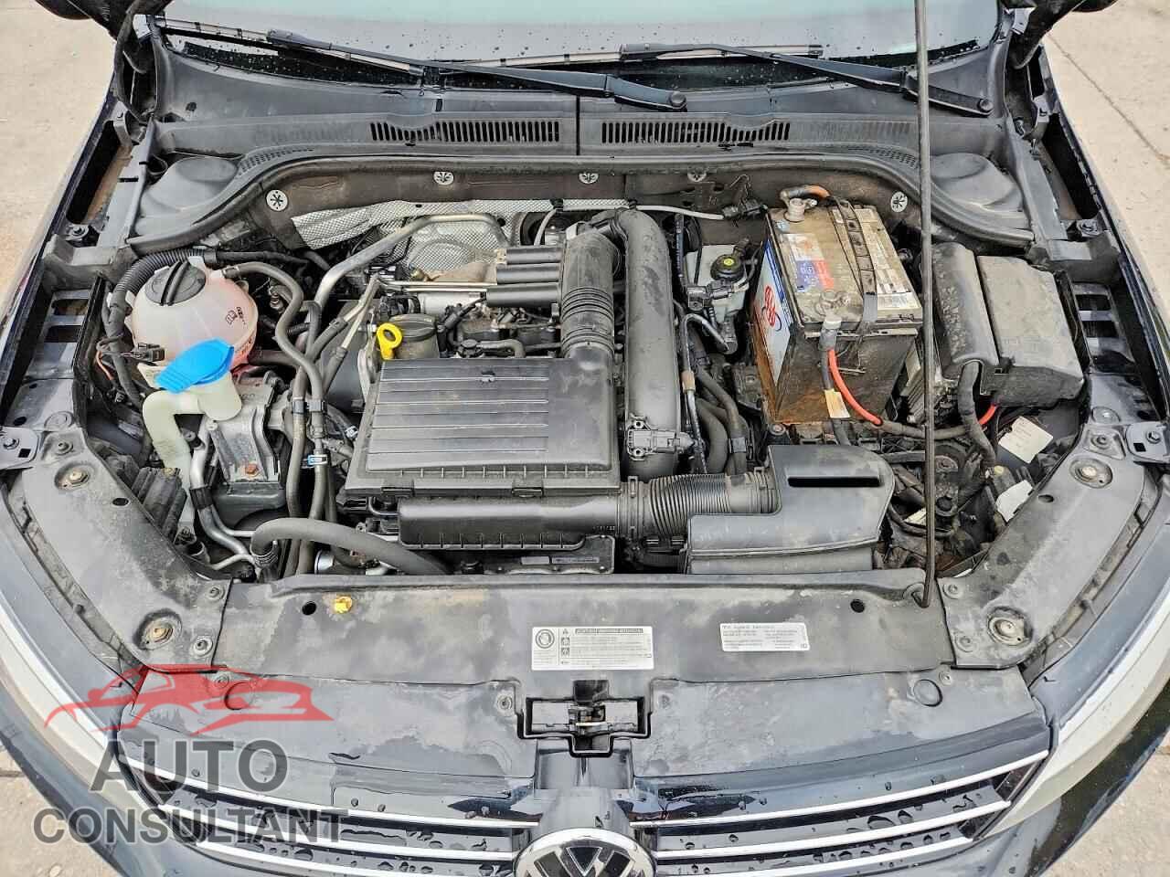 VOLKSWAGEN JETTA 2017 - 3VWDB7AJXHM309833
