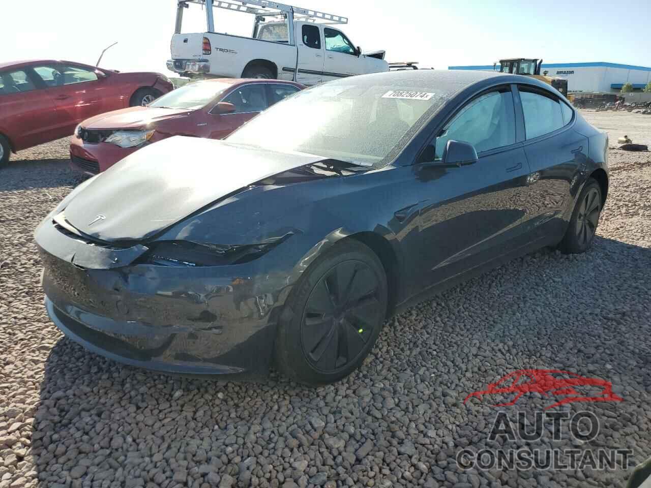 TESLA MODEL 3 2024 - 5YJ3E1EAXRF782585