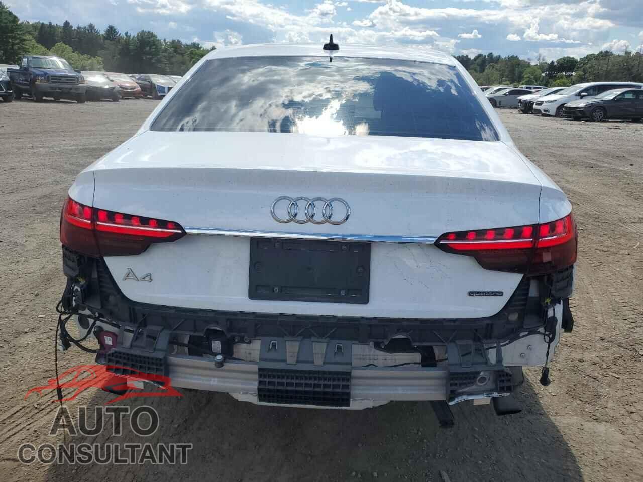 AUDI A4 2021 - WAUDAAF44MN005996