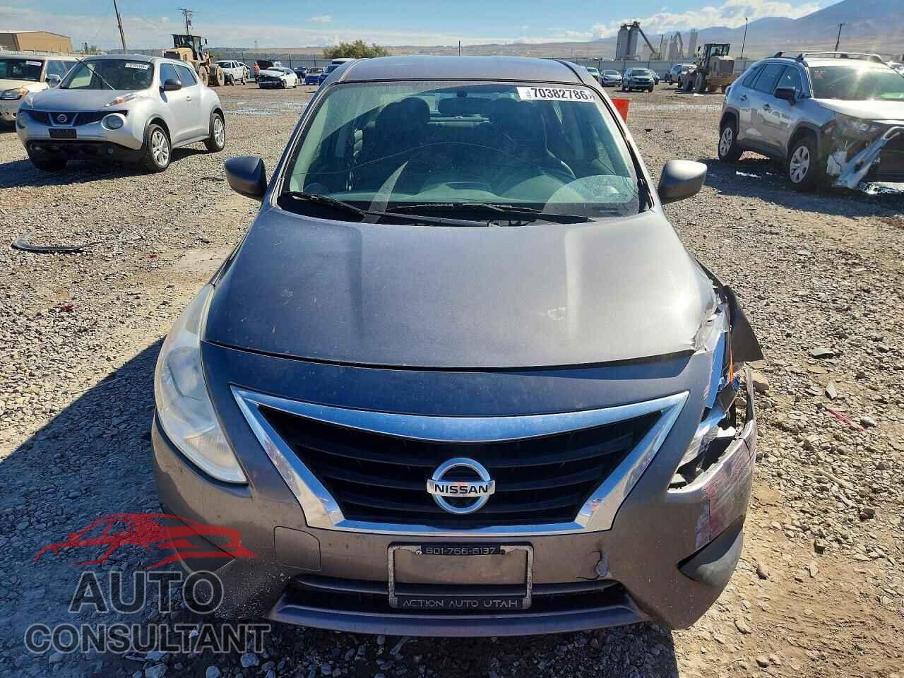 NISSAN VERSA 2017 - 3N1CN7AP3HL847342
